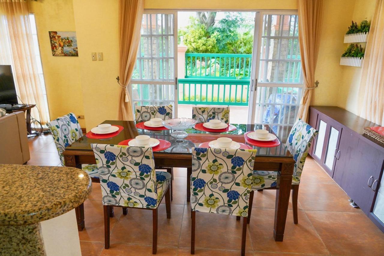 Charming Tagaytay Vacation Home Тагайтай Экстерьер фото
