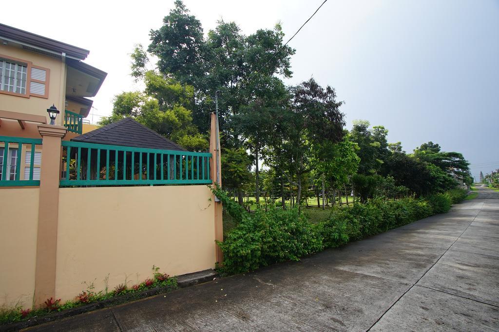 Charming Tagaytay Vacation Home Тагайтай Экстерьер фото